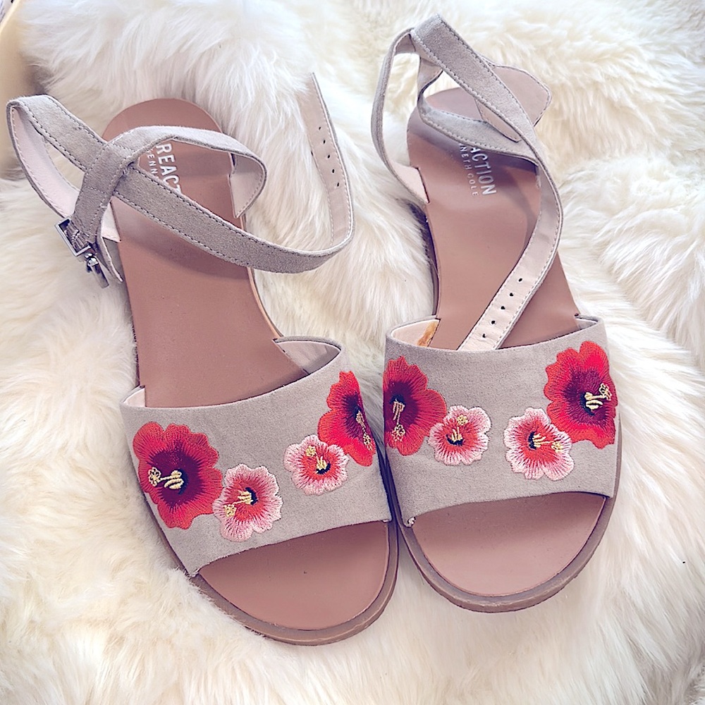 Ladies Stylish Floral Embroidery Open-Toe Sandals »RARE« KENNETH COLE FLORAL US8 - Picture 3 of 16